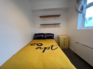 Photo 15- click for photo gallery